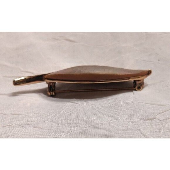 Signed Brooch Liz Claiborne Leaf Mother Of Pearl Gold Tone Metal Pin Vtg Abalone - Picture 4 of 12